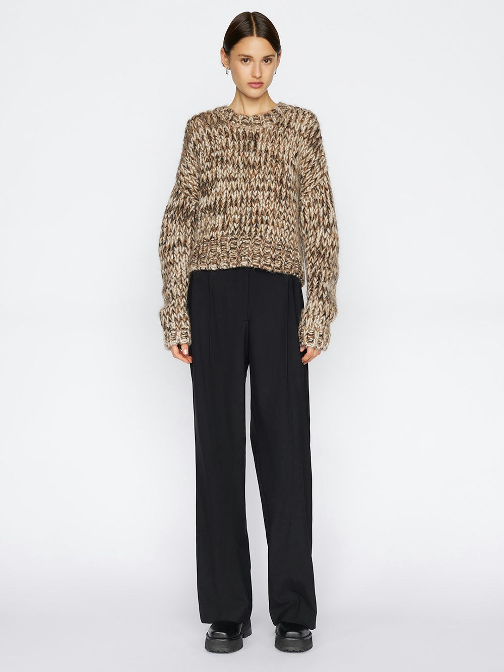 sweater full body view alt:hover